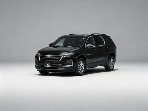 Mosaic Black Metallic 2023 Chevrolet Traverse LT Cloth