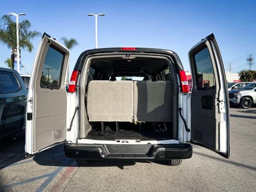 2023 Chevrolet Express 3500 RWD 3500 Extended Wheelbase LS