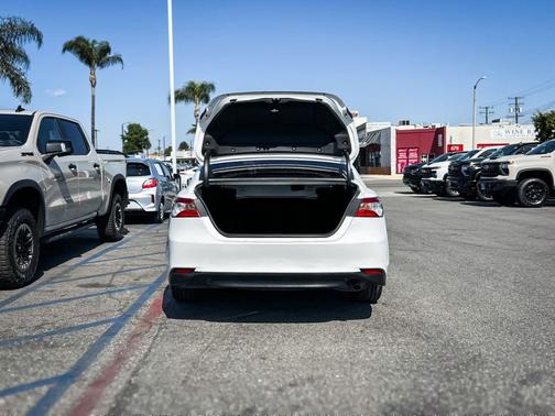 Super White 2020 Toyota Camry LE
