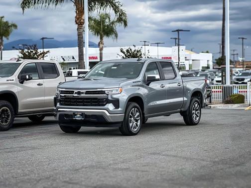 Sterling Gray Metallic 2026 Chevrolet Silverado 1500 LT