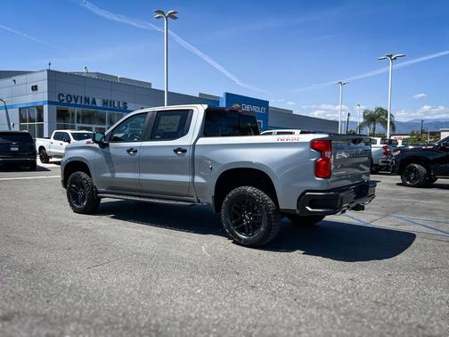 Sterling Gray Metallic 2026 Chevrolet Silverado 1500 LT Trail Boss
