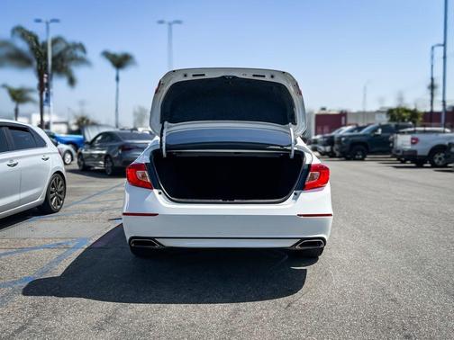 Platinum White Pearl 2021 Honda Accord Sport 1.5T