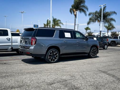 Satin Steel Metallic 2021 Chevrolet Suburban RST