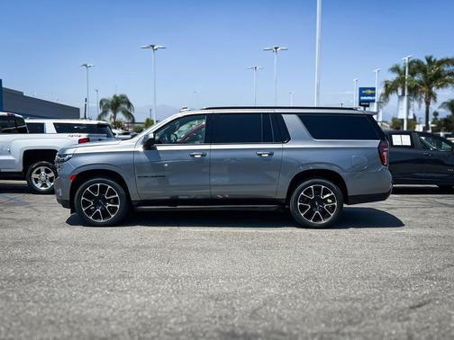 Satin Steel Metallic 2021 Chevrolet Suburban RST