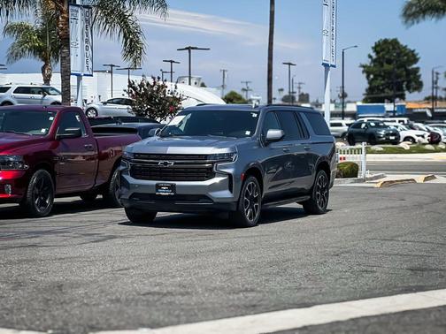 Satin Steel Metallic 2021 Chevrolet Suburban RST
