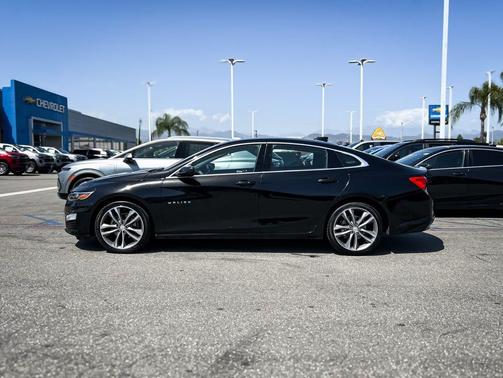Black Metallic 2023 Chevrolet Malibu FWD 1LT