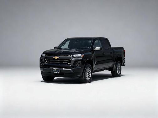 Black 2024 Chevrolet Colorado LT