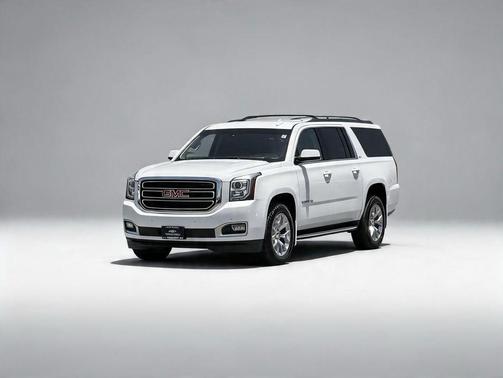 Summit White 2017 GMC Yukon XL SLT