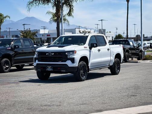 Summit White 2026 Chevrolet Silverado 1500 LT Trail Boss