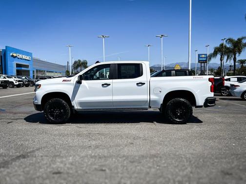Summit White 2026 Chevrolet Silverado 1500 LT Trail Boss