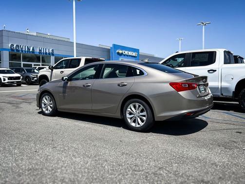Mineral Gray Metallic 2024 Chevrolet Malibu FWD 1LT