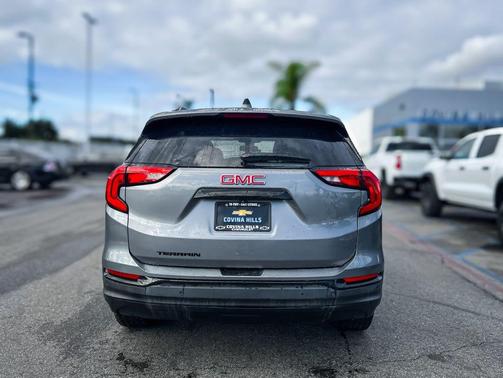 2020 GMC Terrain SLT