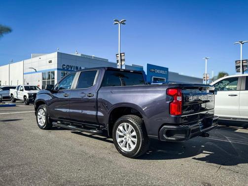 2022 Chevrolet Silverado 1500 Custom