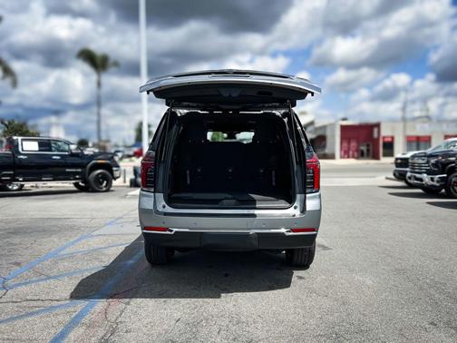 Sterling Gray Metallic 2026 Chevrolet Tahoe LS
