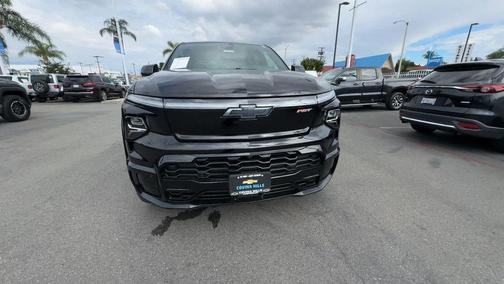 2025 Chevrolet Silverado EV RST