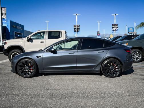 2022 Tesla Model 3 Performance