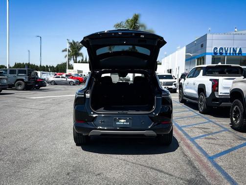 Black 2026 Chevrolet Equinox EV LT