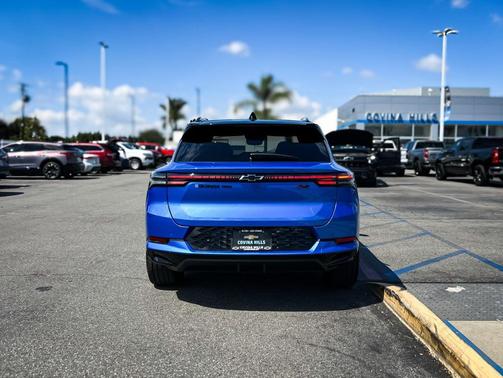 Riptide Blue Metallic 2026 Chevrolet Equinox EV RS