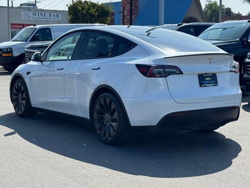 2023 Tesla Model Y Performance Dual Motor All-Wheel Drive