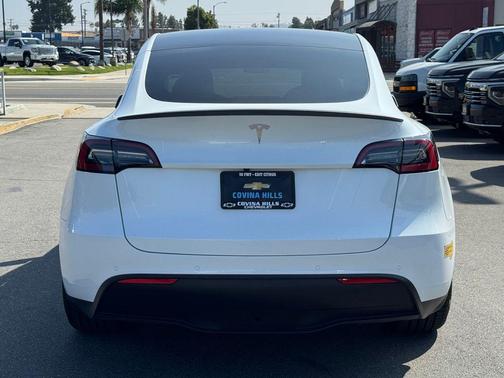 2023 Tesla Model Y Performance Dual Motor All-Wheel Drive