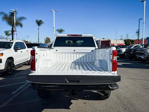 2026 Chevrolet Silverado 2500 Custom