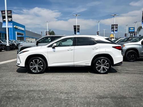 Eminent White Pearl 2022 Lexus RX 450h Base