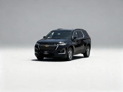 Mosaic Black Metallic 2023 Chevrolet Traverse LT Cloth
