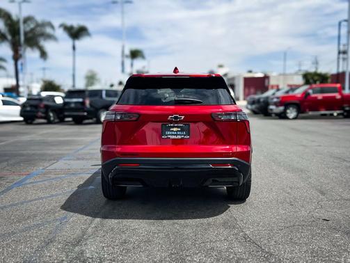Radiant Red Tintcoat 2026 Chevrolet Equinox FWD RS