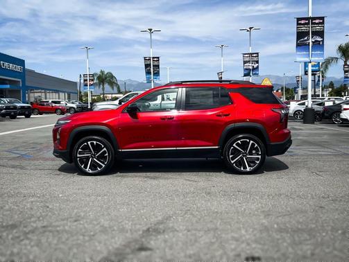 Radiant Red Tintcoat 2026 Chevrolet Equinox FWD RS