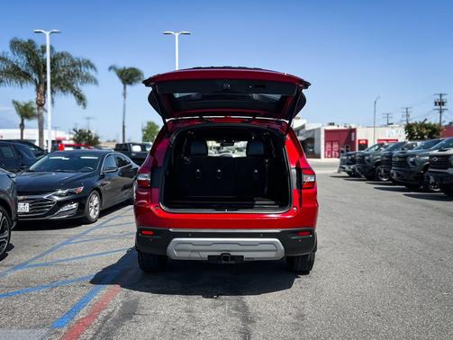 Radiant Red Metallic II 2025 Honda Pilot TrailSport