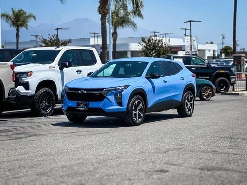 Fountain Blue 2024 Chevrolet Trax FWD 1RS