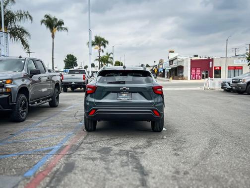 Cypress Gray 2026 Chevrolet Trax LT