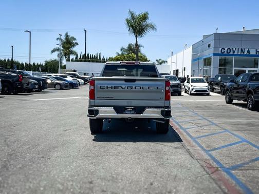 Sterling Gray Metallic 2026 Chevrolet Silverado 1500 LT