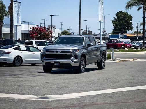 Sterling Gray Metallic 2026 Chevrolet Silverado 1500 LT