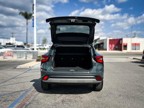 Cypress Gray 2026 Chevrolet Trax LT