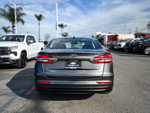 2019 Ford Fusion Hybrid SE