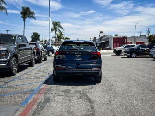 Mosaic Black Metallic 2027 Chevrolet Bolt RS FWD