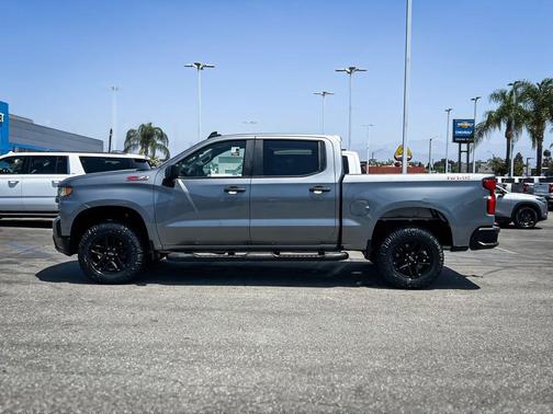 Satin Steel Metallic 2021 Chevrolet Silverado 1500 Custom Trail Boss