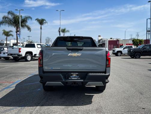 2026 Chevrolet Silverado EV LT