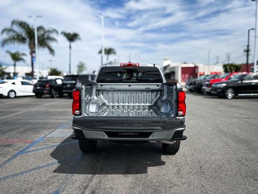 Sterling Gray Metallic 2026 Chevrolet Colorado LT