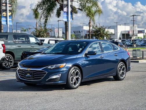 2022 Chevrolet Malibu FWD LT