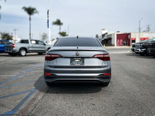 2022 Volkswagen Jetta 1.5T SE