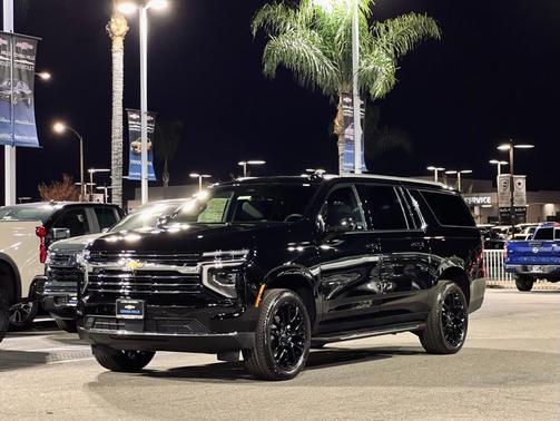 2026 Chevrolet Suburban LT