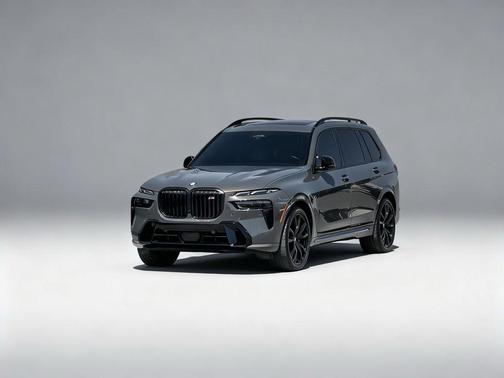 Dravit Grey Metallic 2025 BMW X7 M60i