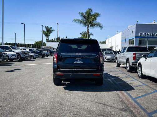 Black 2021 Chevrolet Suburban RST