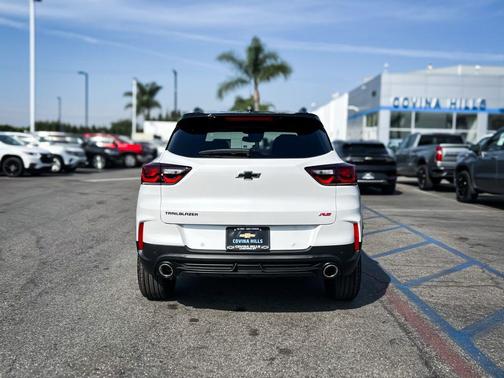 Iridescent Prl 2026 Chevrolet Trailblazer RS