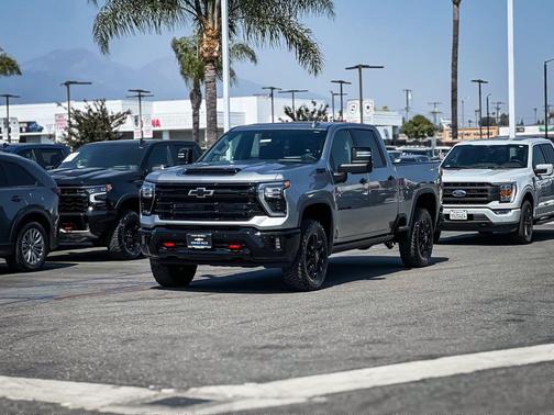 Sterling Gray Metallic 2026 Chevrolet Silverado 2500 LTZ