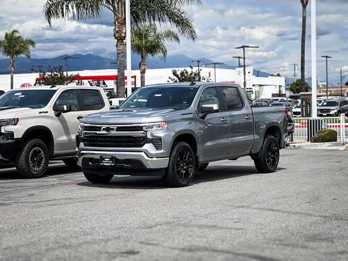 Sterling Gray Metallic 2026 Chevrolet Silverado 1500 LT