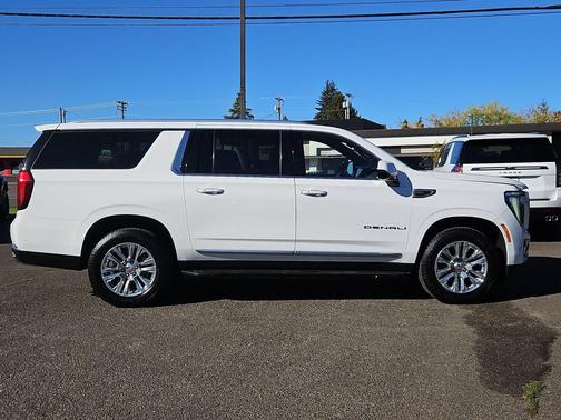 Summit White 2025 GMC Yukon XL Denali