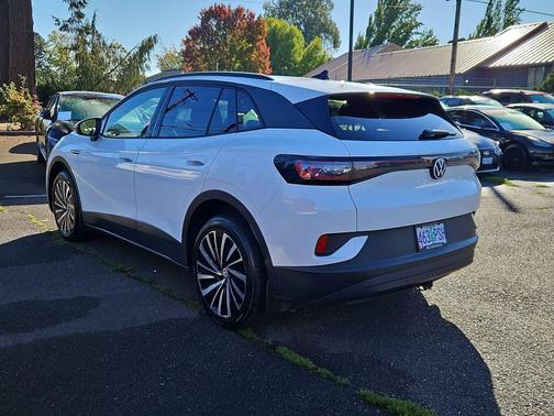 Pure White 2025 Volkswagen ID.4 AWD Pro